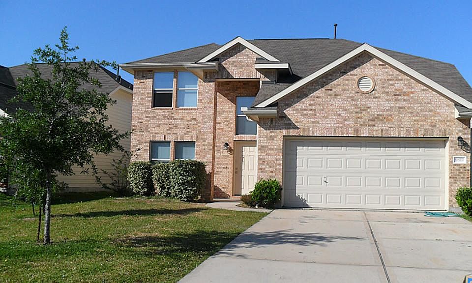 2nd image of 8822 Farm Ridge Ln