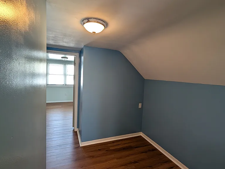 1749 Margaret Ave SE — Photo 16