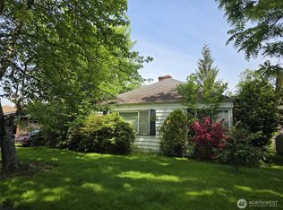 811 Lewis Ave, Sumner, WA 98390
