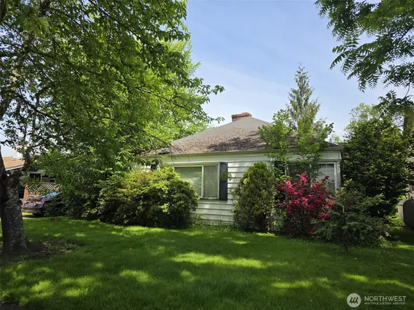 811 Lewis Avenue, Sumner, WA 98390