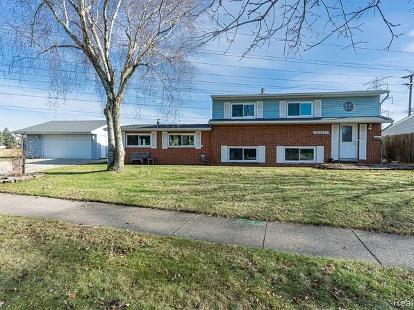 43814 Goldberg Dr, Sterling Heights, MI 48313