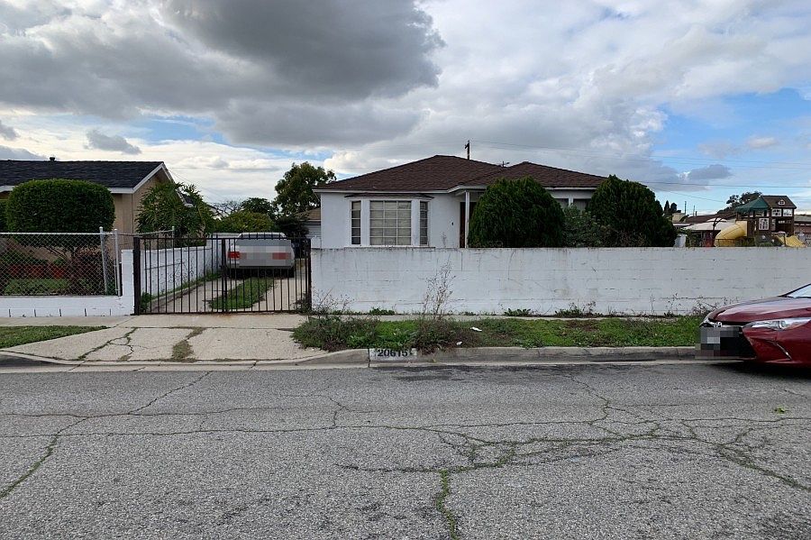 1st image of 20615 Raymond Ave