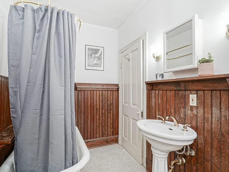 315 Chestnut St — Photo 20