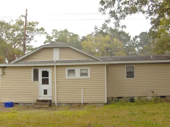 1918 Greens Rd, Hilton Head Island, SC 29926