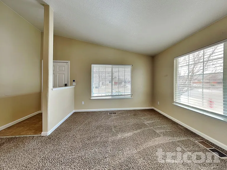 17880 Sweet Gum Ct — Photo 3