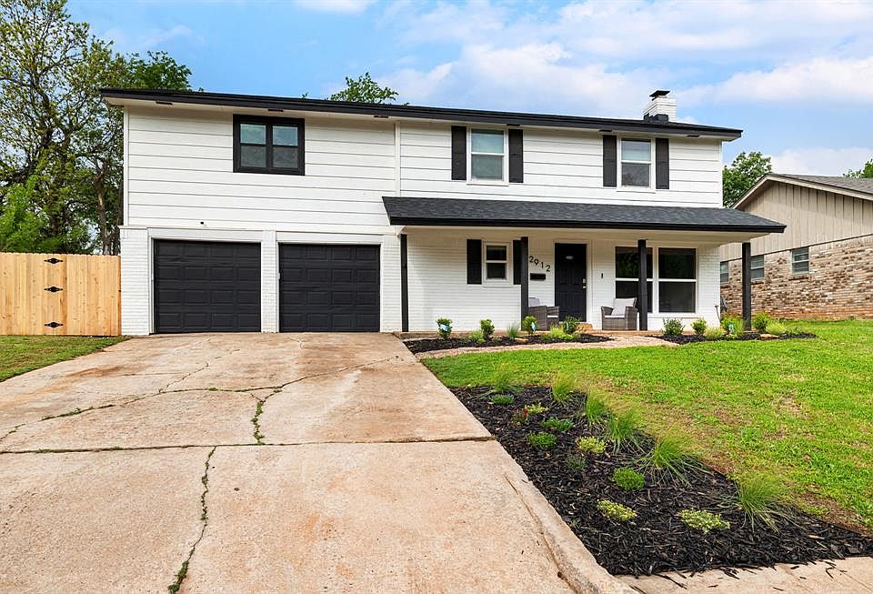 1st image of 2912 Willow Creek Dr