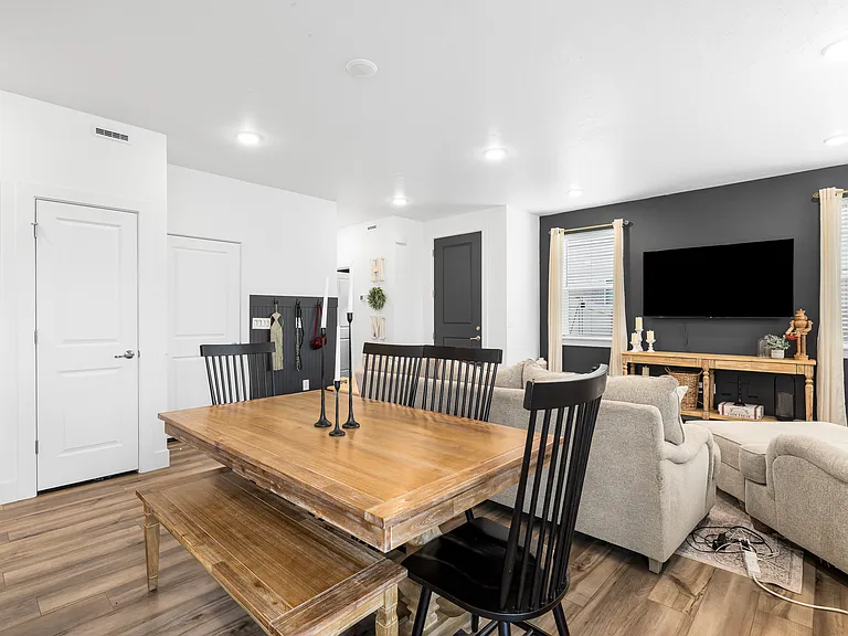 8154 W Fern St — Photo 14
