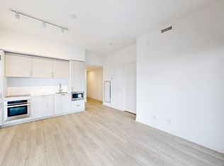 99 Queen St E #1229, Toronto, ON M5C 1S1