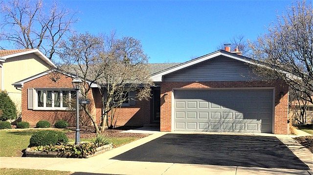 1st image of 807 S Mason Dr
