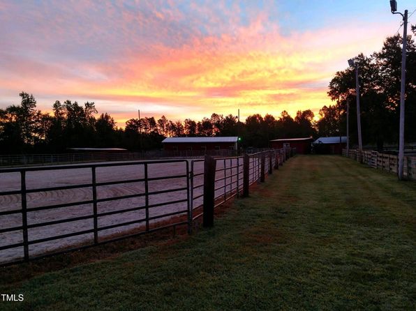 7027 Old 421 Rd, Liberty, NC 27298