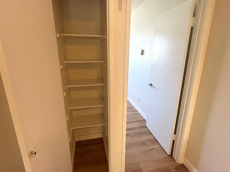 390 E Surfside Dr — Photo 24