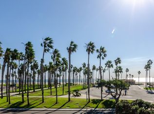 668 Island View Ct, Port Hueneme, CA 93041