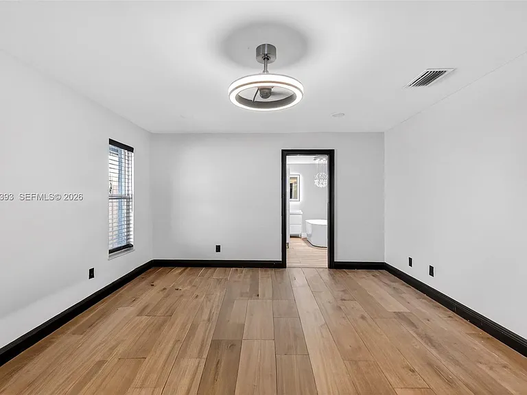 13808 Geranium Pl — Photo 24