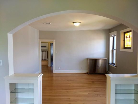 4th image of 3654 Dover Pl #2F