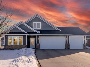 1214 Tikalsky St SE, New Prague, MN 56071