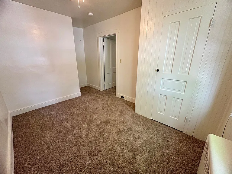 539 & 541 S Market St — Photo 39