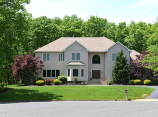 2114 Hunter Hill Ct, Wall Township, NJ 07719