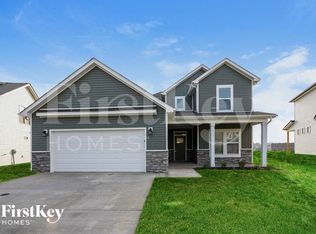 612 Alvin Rd, Clarksville, TN 37042