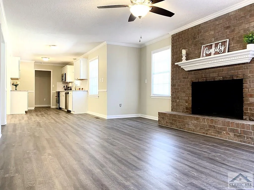1040 Carol Drive - 1, Watkinsville — Photo 3