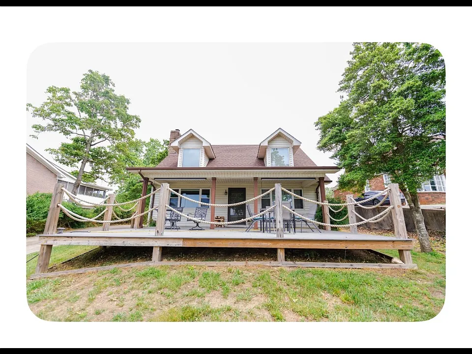 491 W Lakeshore Dr