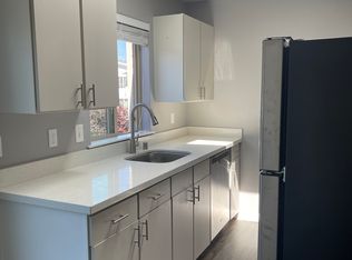 715 N 95th St #8, Seattle, WA 98103