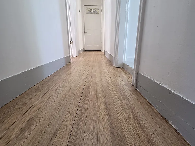 Pinckney St — Photo 15