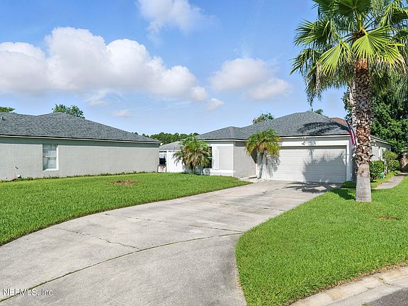 3rd image of 12540 KNOLLCREST Court