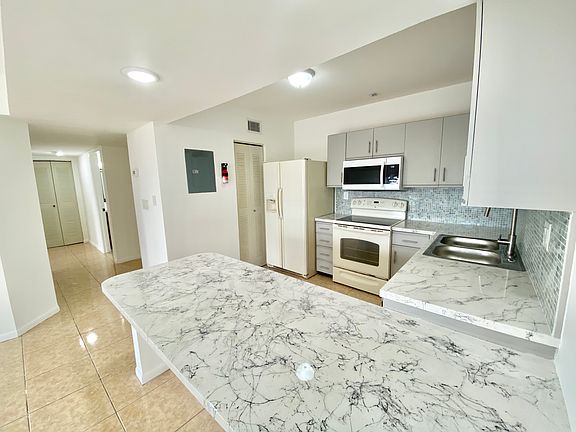 2nd image of 13250 SW 88th Ter N APT 402