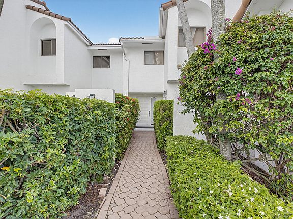 2nd image of 19629 Bay Cove Drive