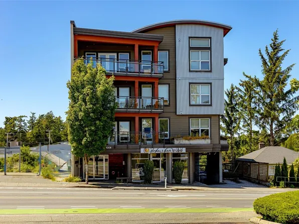 1008 Tillicum Rd #201, Esquimalt, BC V9A 1Z8