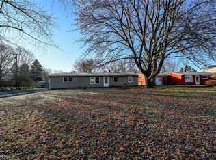 3036 Denny Rd, Ravenna, OH 44266