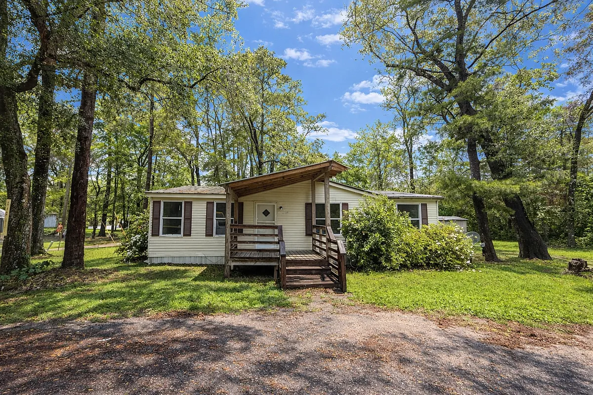 Building Photo - 110 Burks Ln