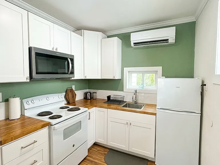 419 N F St #1/2 — Photo 4
