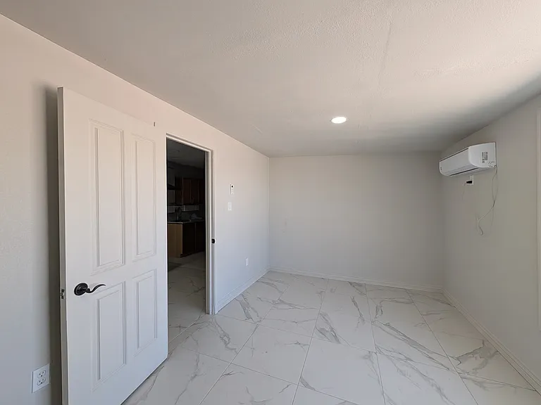 13208 W Tuckey Ln — Photo 63