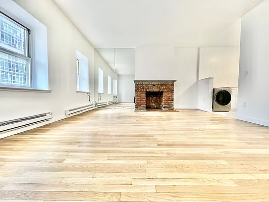 Rented by Compass | media 2