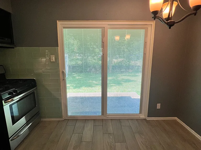 1114 Desirable Dr — Photo 21