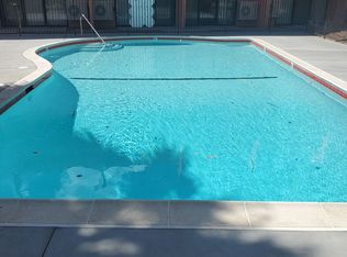The 'Mingo Apts, Palm Springs, CA 92264