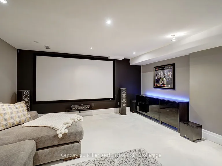 8 Watercliff Pl — Photo 28