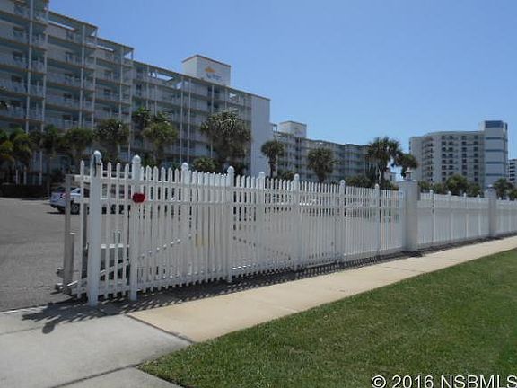 4th image of 5201 S Atlantic Ave APT 107A