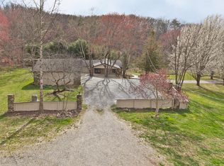 25 Little Knob Rd, Asheville, NC 28803