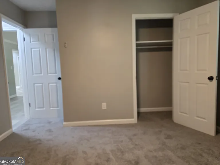 586 Ridge Ave SW — Photo 24