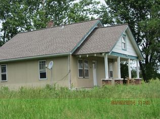 23800 Rock Island Dr, Dearborn, MO 64439