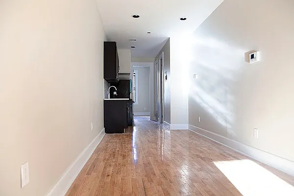 Rented by Loom Group | media 33