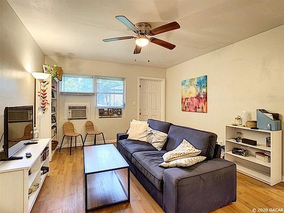 5th image of 3019 NW 6th St