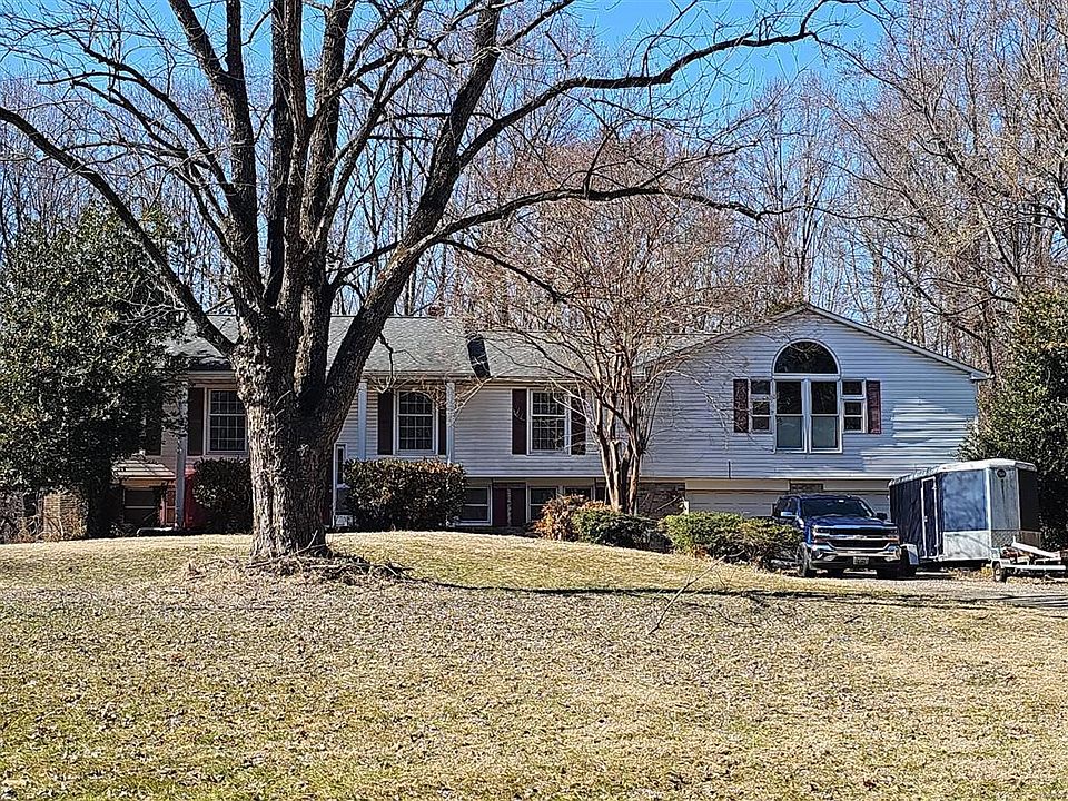 1st image of 162 Three Rivers Rd