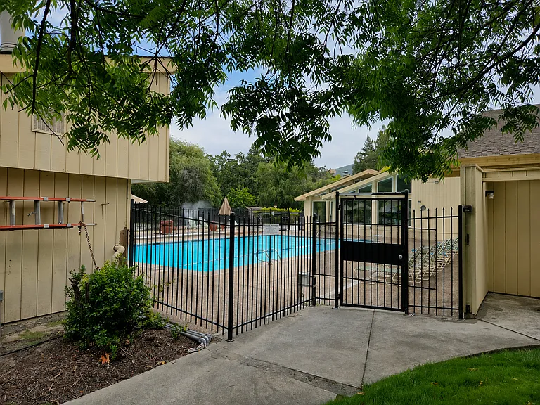 3103 Lucero Ct — Photo 18