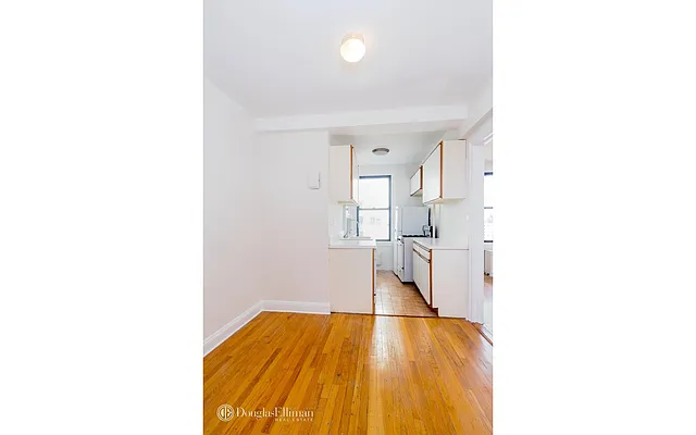 Sold by Douglas Elliman | media 23