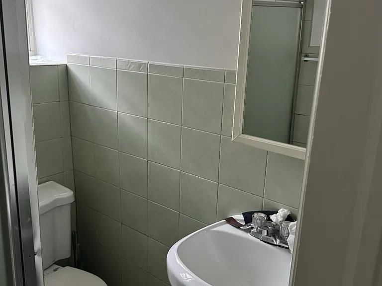 53 Glenwood Ave #2A — Photo 4