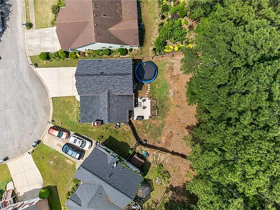 4th image of 3904 Keystone Rdg NW