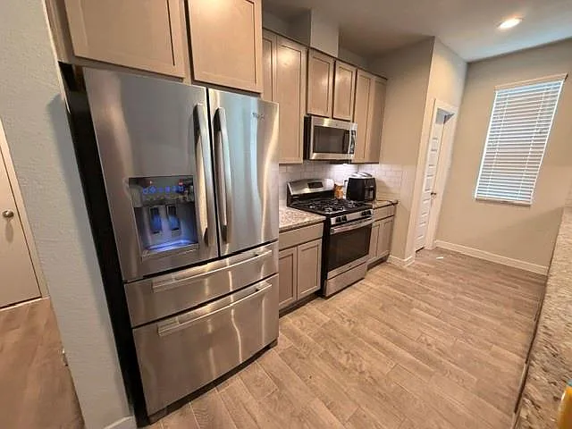 2719 Oakleaf Ash Ln — Photo 8